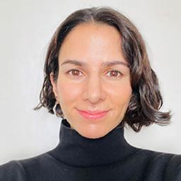 Liz Bal headshot